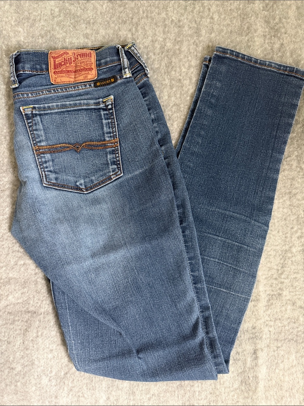 Lucky Brand Straight-Leg Jeans in Medium Blue Wash
